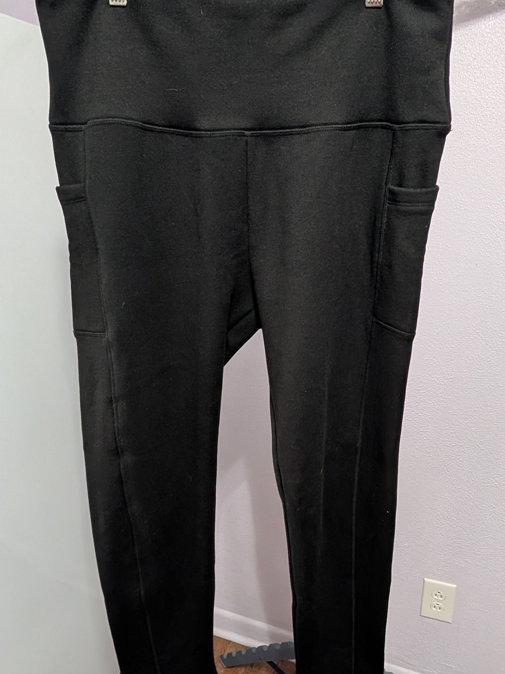 Black Pull-On Fleece Lined Leggings with Side Pockets